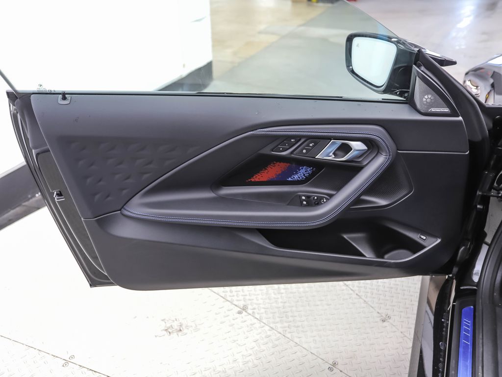 Thumbnail: 2025 BMW M2 - 9