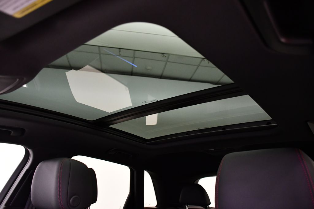 Thumbnail: 2025 Audi Q3 - 18