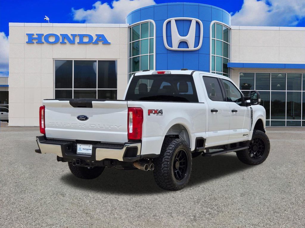 Used 2024 Ford F-250SD Truck