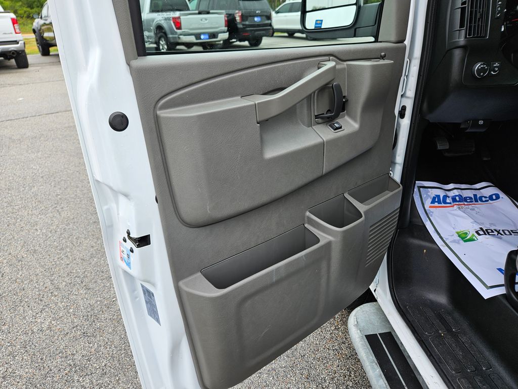 Used 2025 GMC Savana 2500 Van