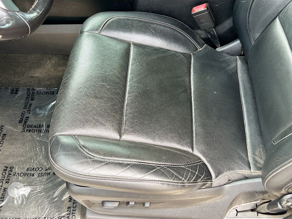 Used 2018 Blue Chevrolet LTZ image 19