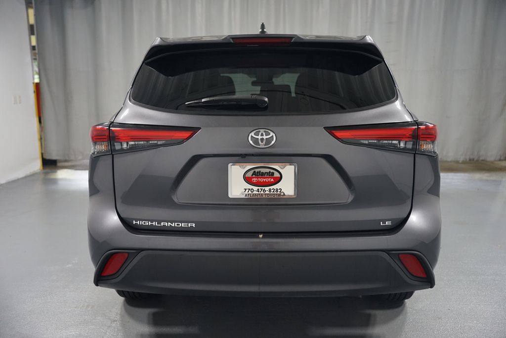 Thumbnail: 2023 Toyota Highlander - 7