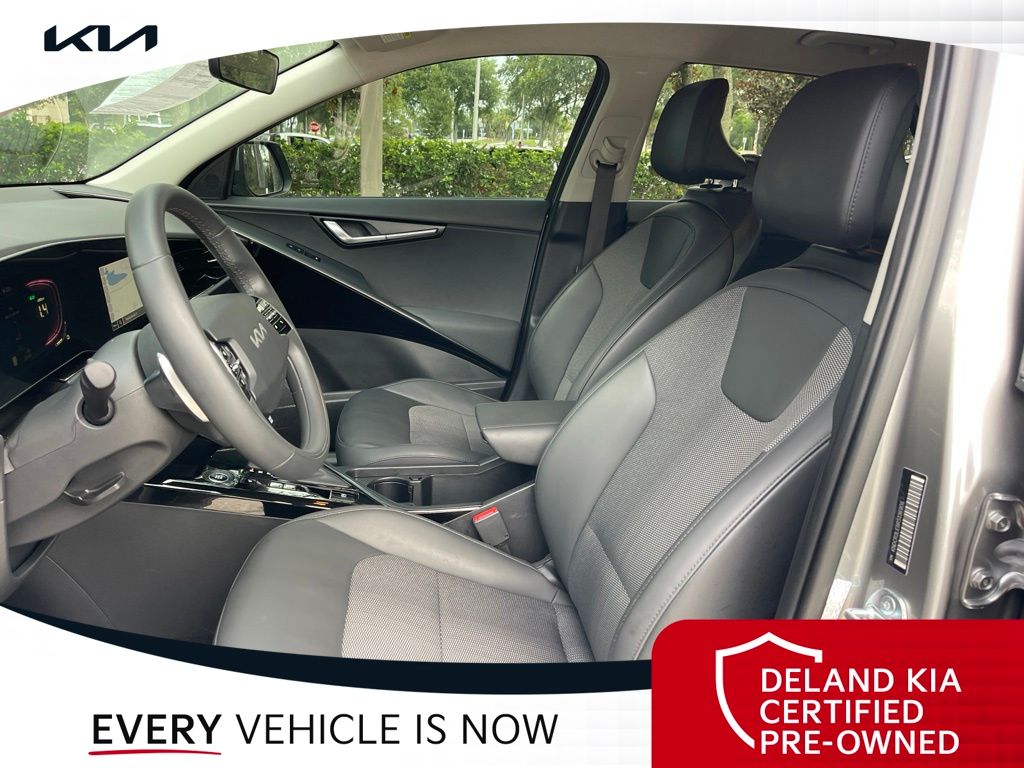 Used 2024 Kia Niro SUV