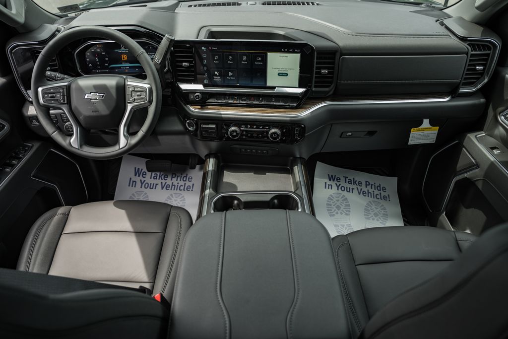 ChevroletSilverado 2500HD24