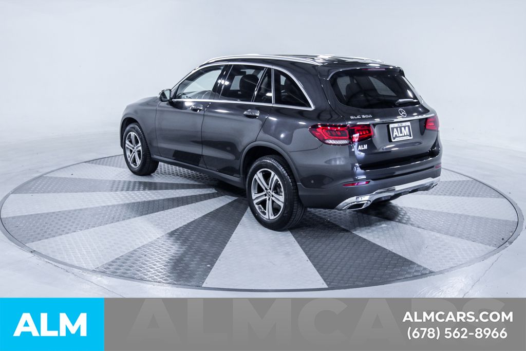 Used 2022 Gray Mercedes-Benz GLC 300 image 7