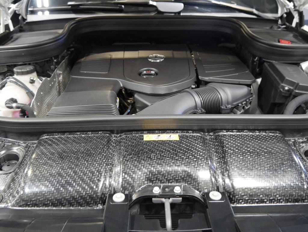 Thumbnail: 2026 Mercedes-Benz GLE - 11