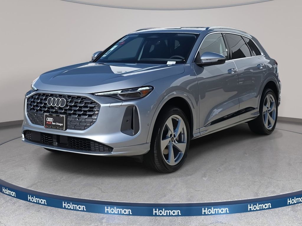 Florett Silver Metallic 2025 Audi Q5 SUV / Crossover All-Wheel Drive 7-Speed Automatic