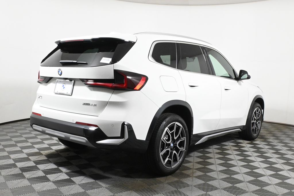 Thumbnail: 2026 BMW X1 - 7