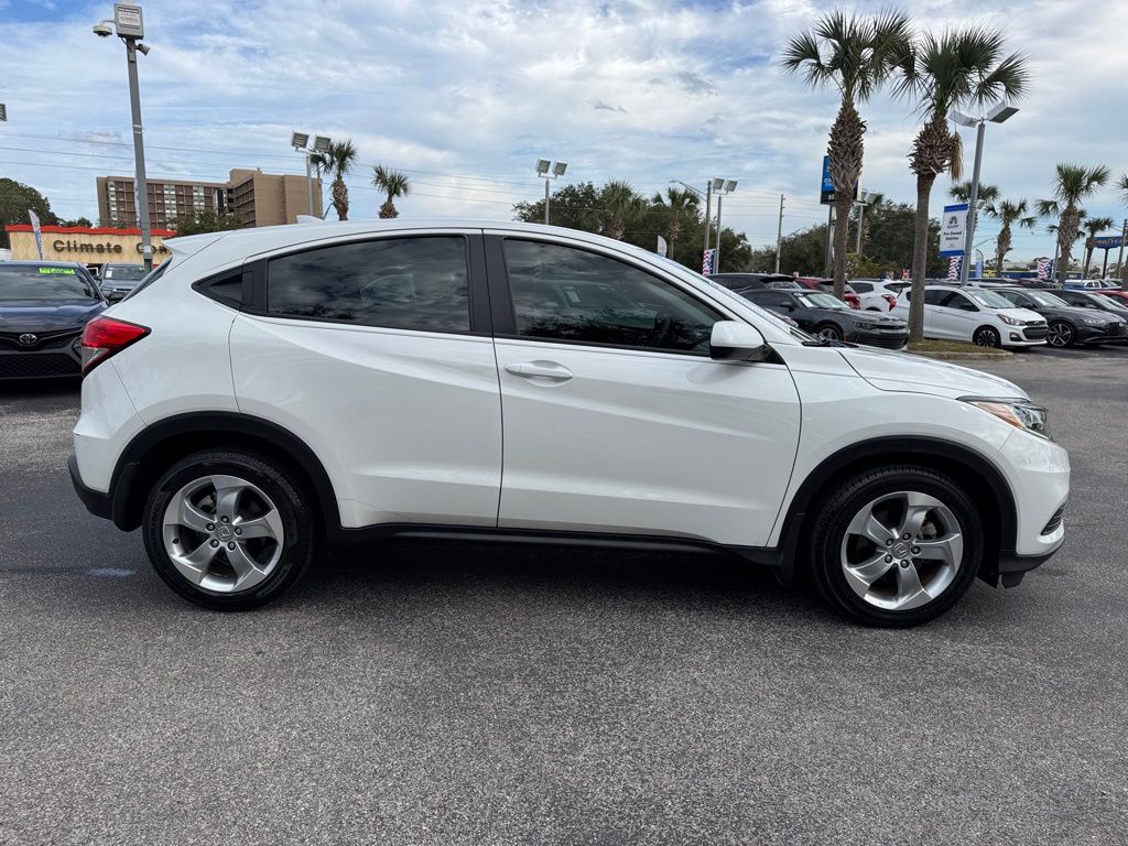 2019 Honda HR-V LX 9