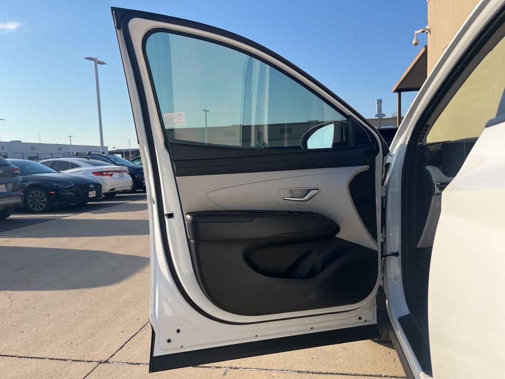 Thumbnail: 2025 Hyundai Tucson - 31