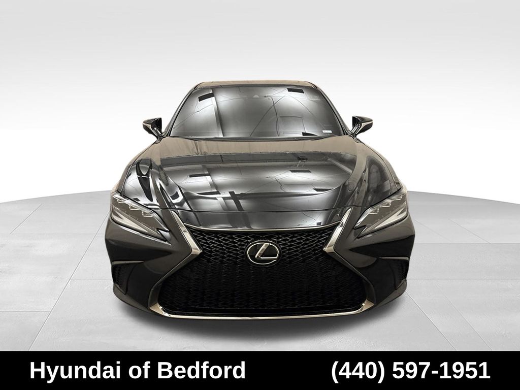 2024 Lexus ES 350 F Sport - Image 2