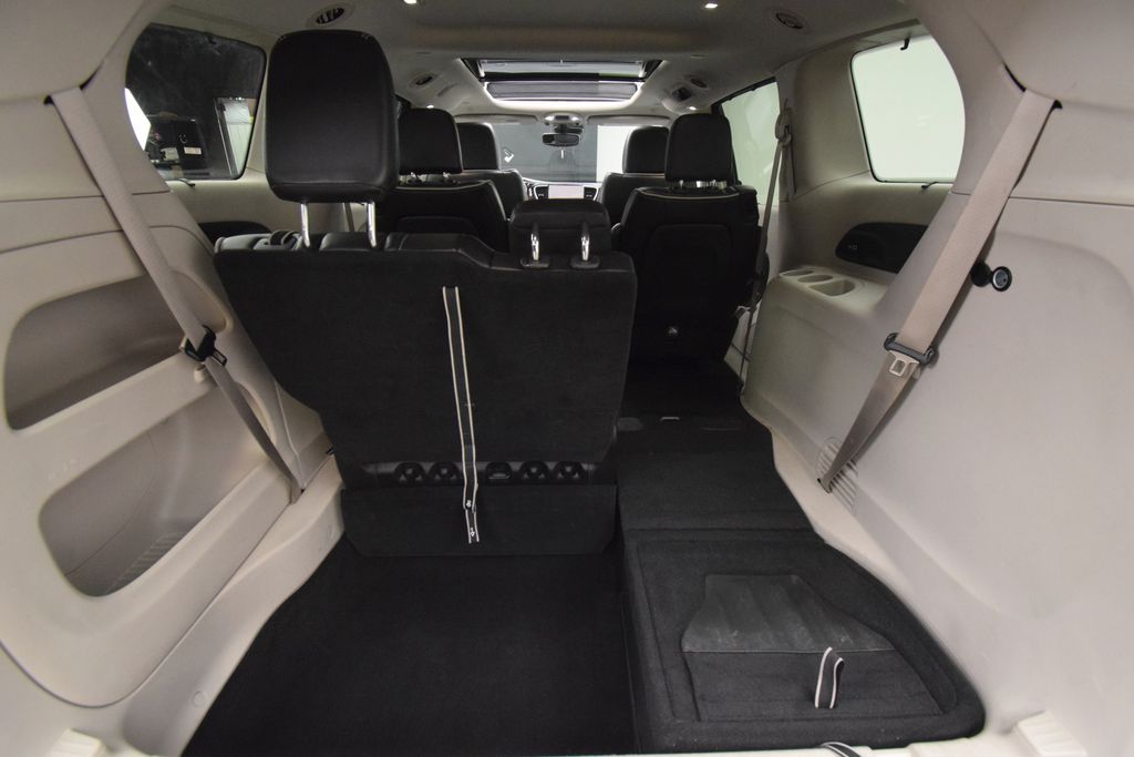 used 2023 Chrysler Pacifica car, priced at $27,900