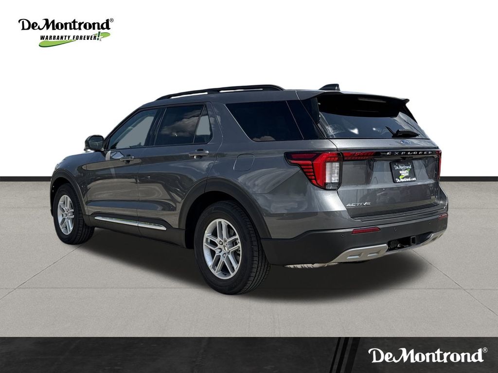 2025 Ford Explorer Active - 6
