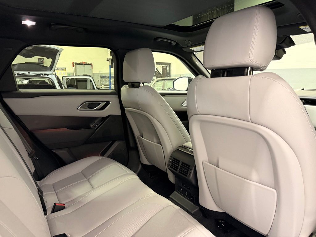 Thumbnail: 2026 Land Rover Range Rover Velar - 25