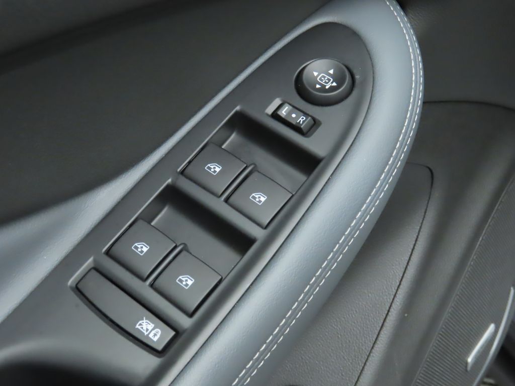 2020 Buick Envision Premium I 24