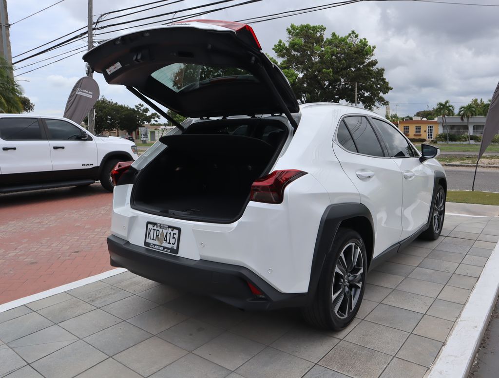 Thumbnail: 2025 Lexus UX - 23
