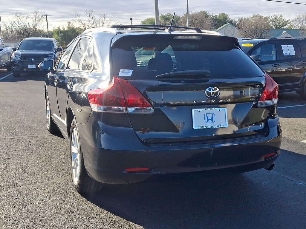 2014 Toyota Venza LE 4