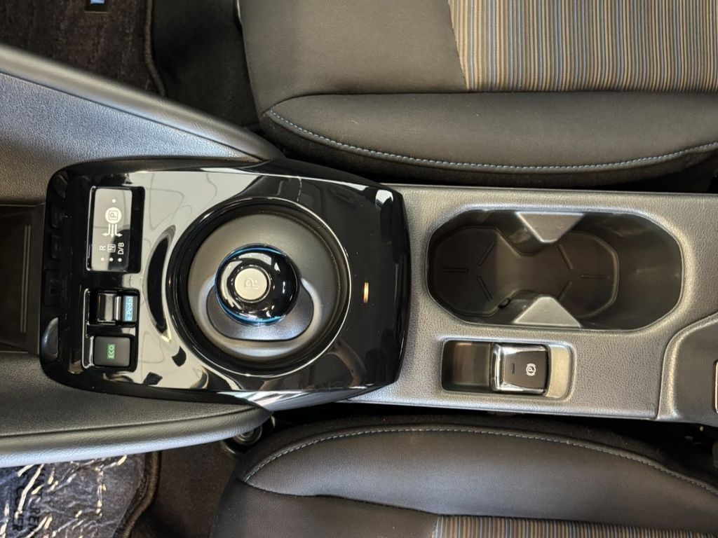 2024 Nissan Leaf SV Plus