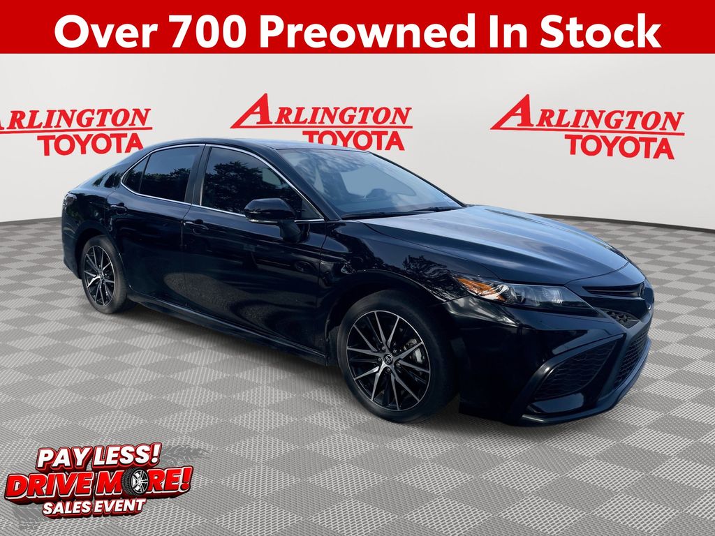 Midnight Black Metallic 2024 Toyota Camry Sedan Front-Wheel Drive 8-Speed Automatic