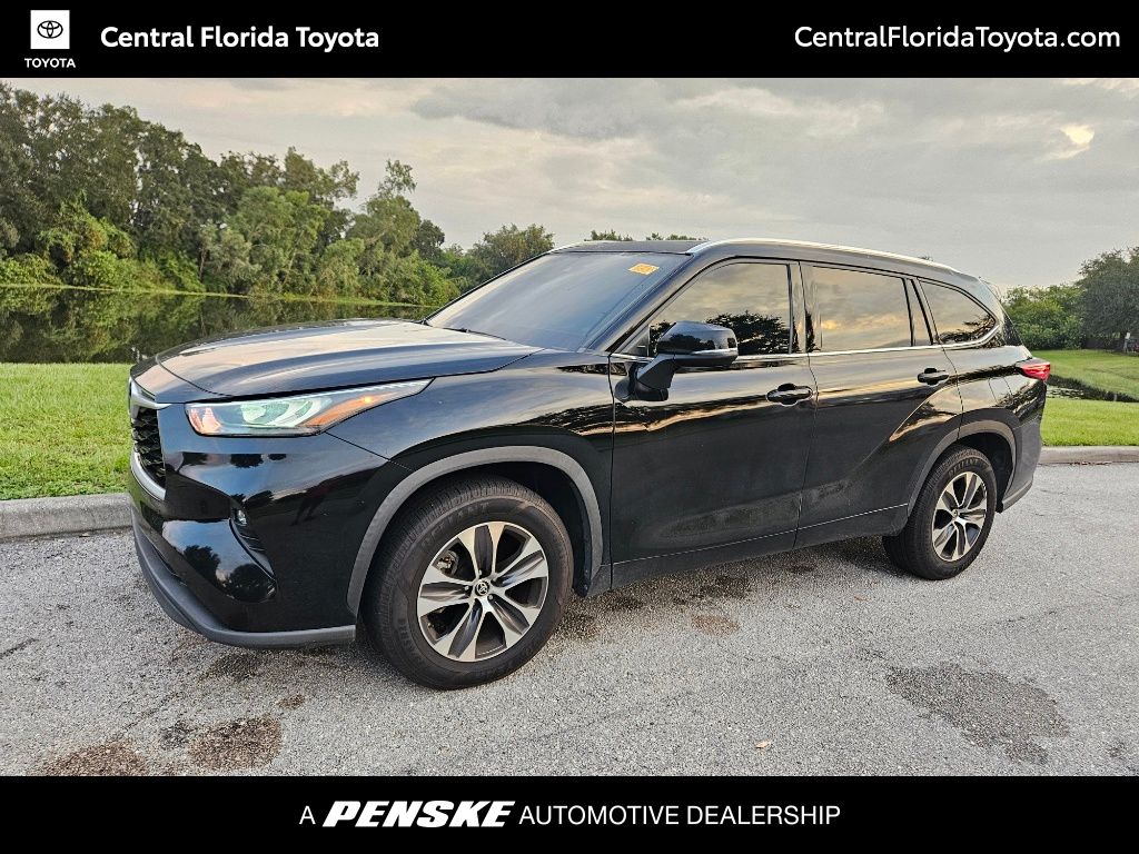 2020 Toyota Highlander XLE -
                Orlando, FL