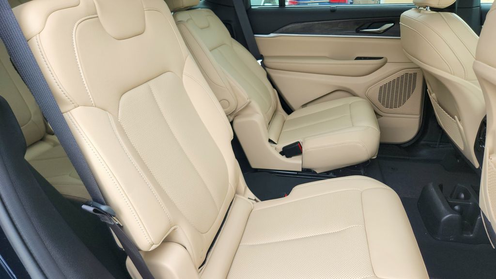 2024 Jeep Grand Cherokee L