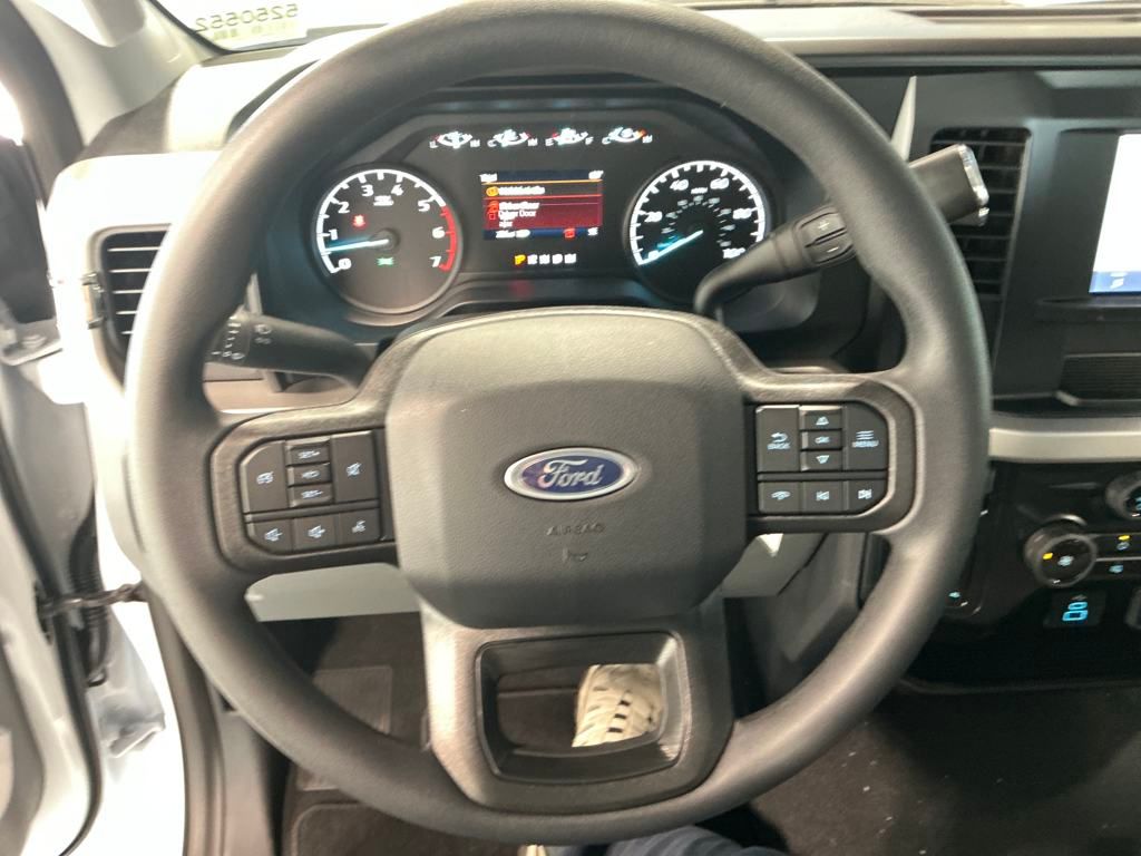 2025 Ford F-350SD  photo