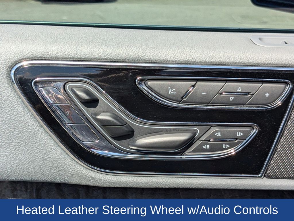 2019 Lincoln Navigator Select