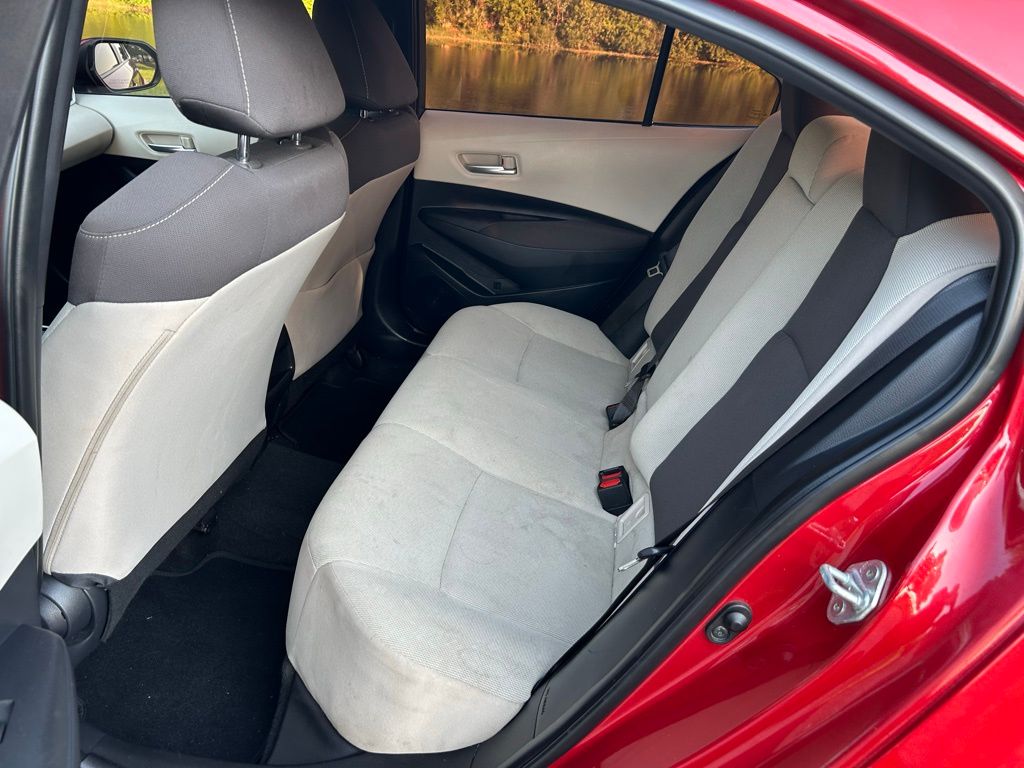 2021 Toyota Corolla LE 13