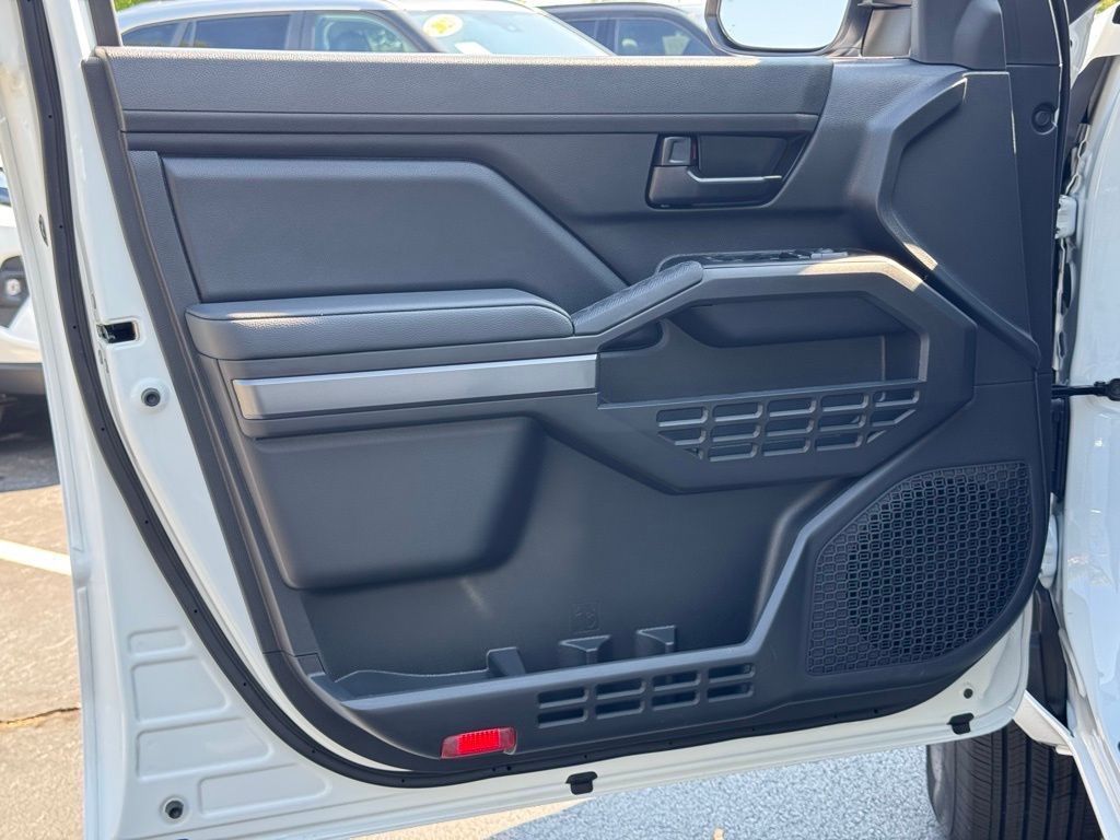 2025 Toyota Tacoma SR5 Double Cab photo 16