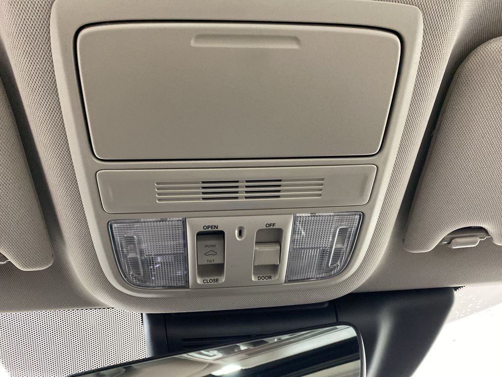 Used 2021 Red Honda EX-L image 25