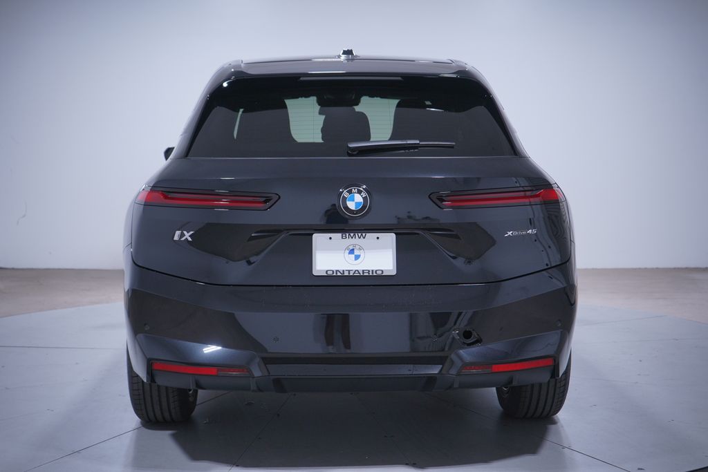 Thumbnail: 2026 BMW iX - 5