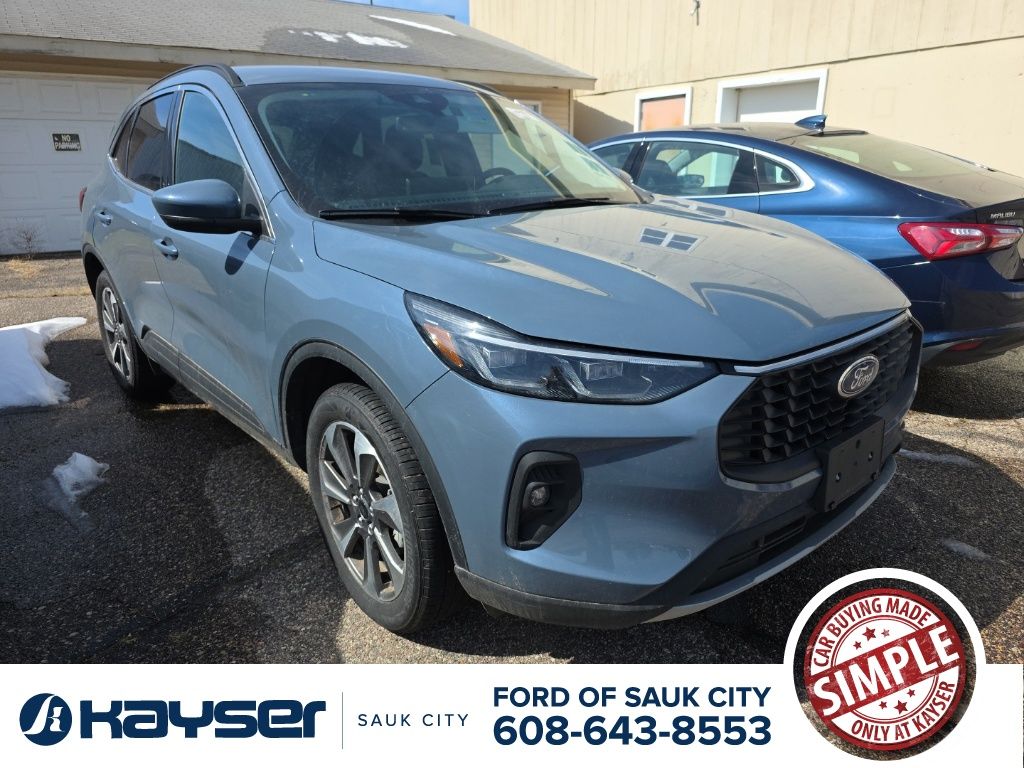 2025 Ford Escape Platinum AWD