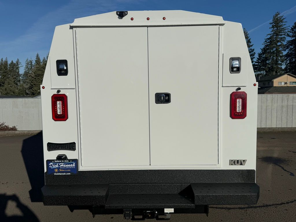 2024 Chevrolet Express 3500 WT