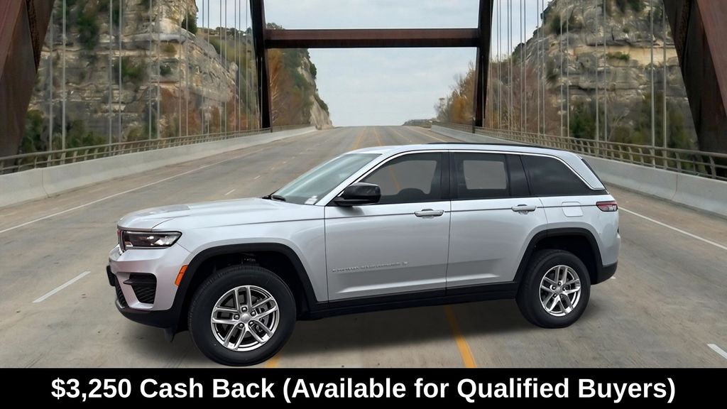 New Car 2025 Jeep Grand Cherokee  Laredo X For Sale Under $40,000 In Austin, Texas