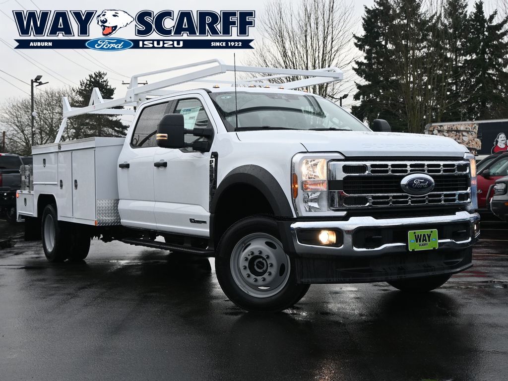 2026 Ford F-550 Super Duty Chassis Cab XL's photo