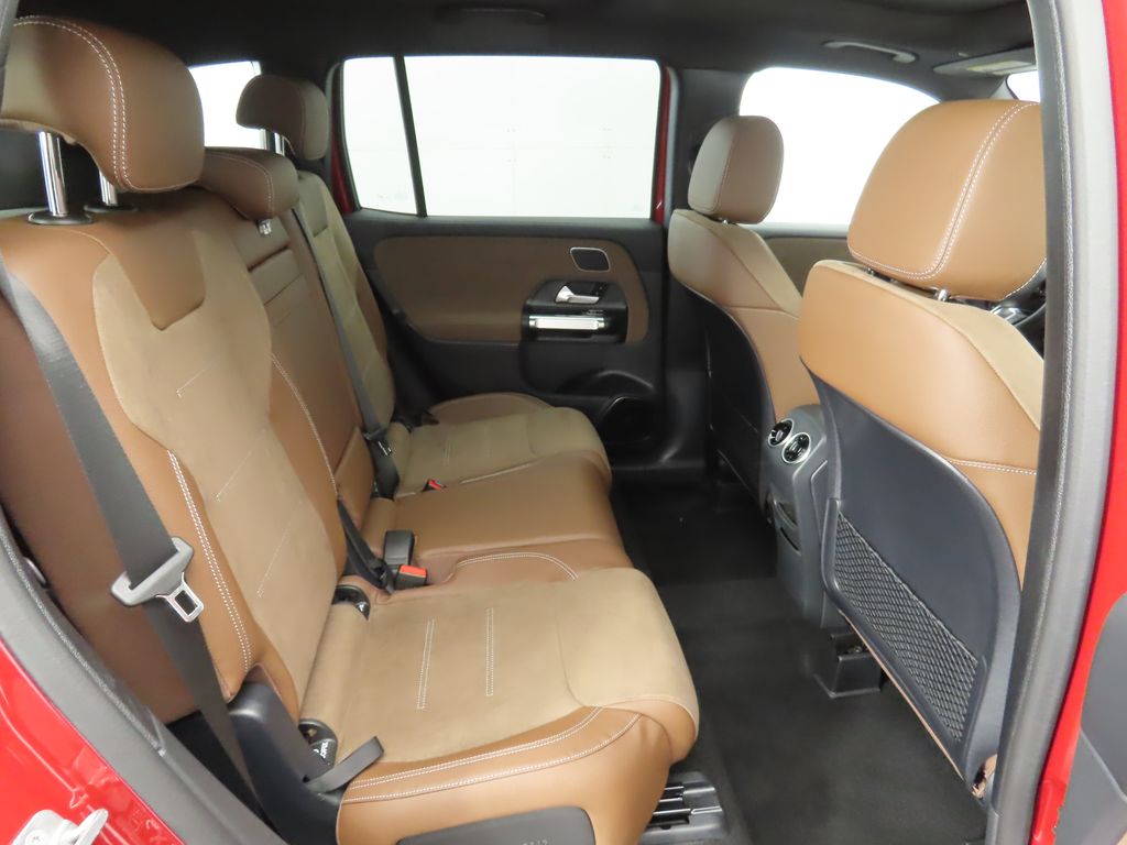 Thumbnail: 2025 Mercedes-Benz GLB - 22