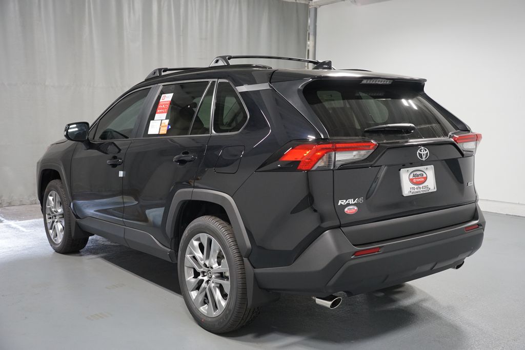 Thumbnail: 2025 Toyota RAV4 - 6