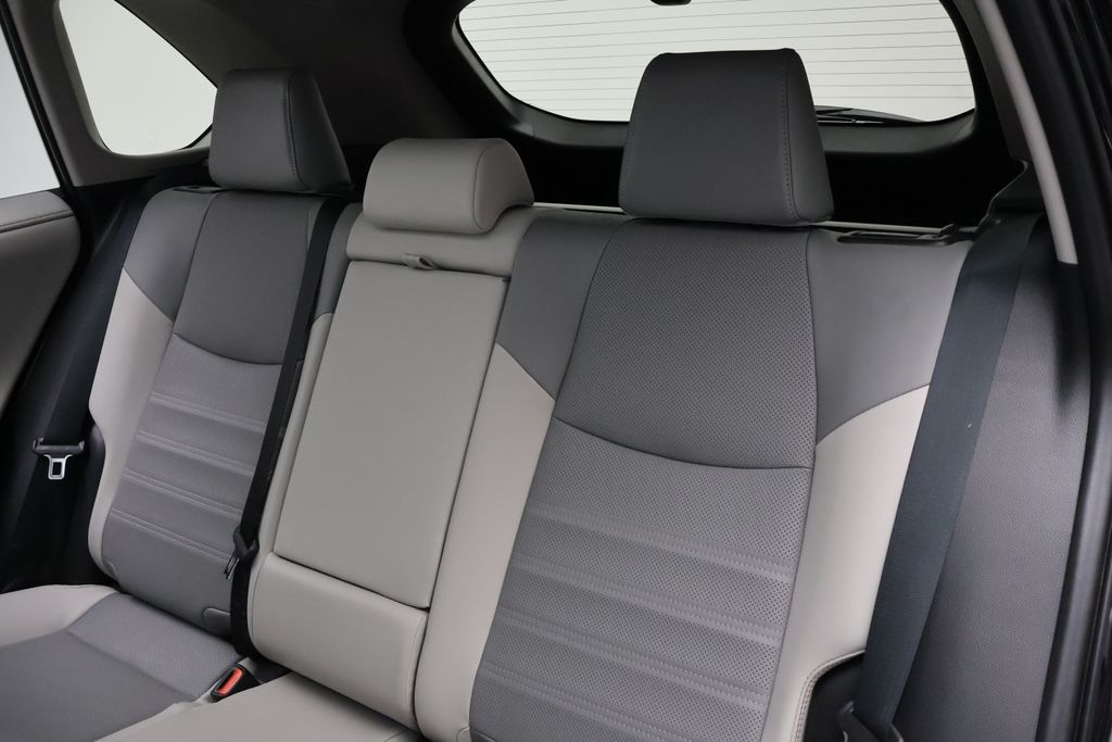 Thumbnail: 2025 Toyota RAV4 - 18