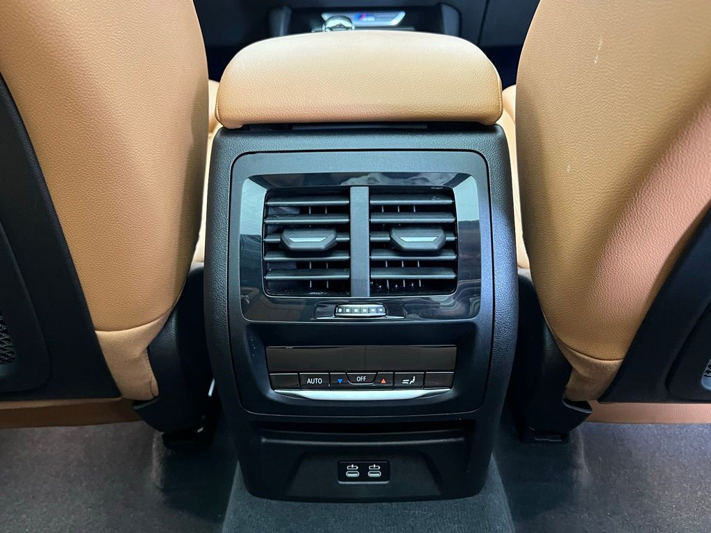 Thumbnail: 2024 BMW X3 - 9