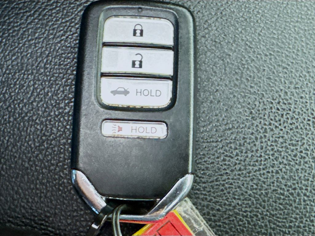 Used Car 2019 Honda Accord  Sport 2.0t For Sale Under $25,000 In Austin, Texas