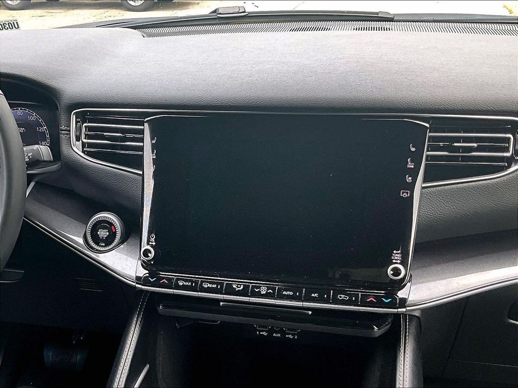 2024 Jeep Wagoneer L — photo 19