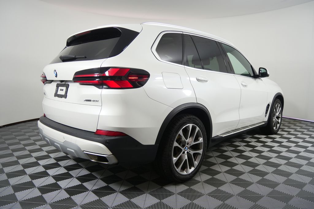 Thumbnail: 2024 BMW X5 - 3