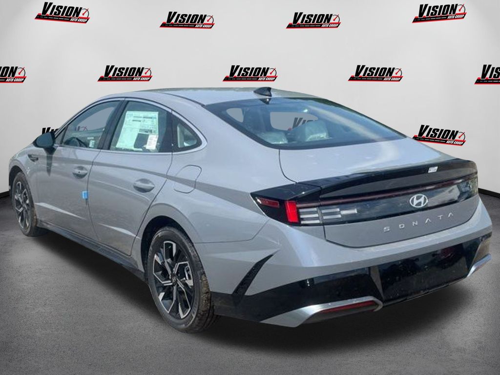Used 2024 Hyundai Sonata SEL with VIN KMHL64JA2RA396588 for sale in Miami, FL