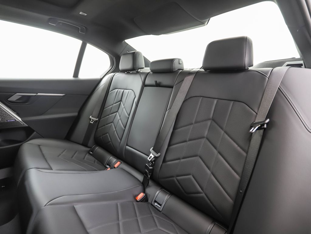 Thumbnail: 2026 BMW 5 Series - 24