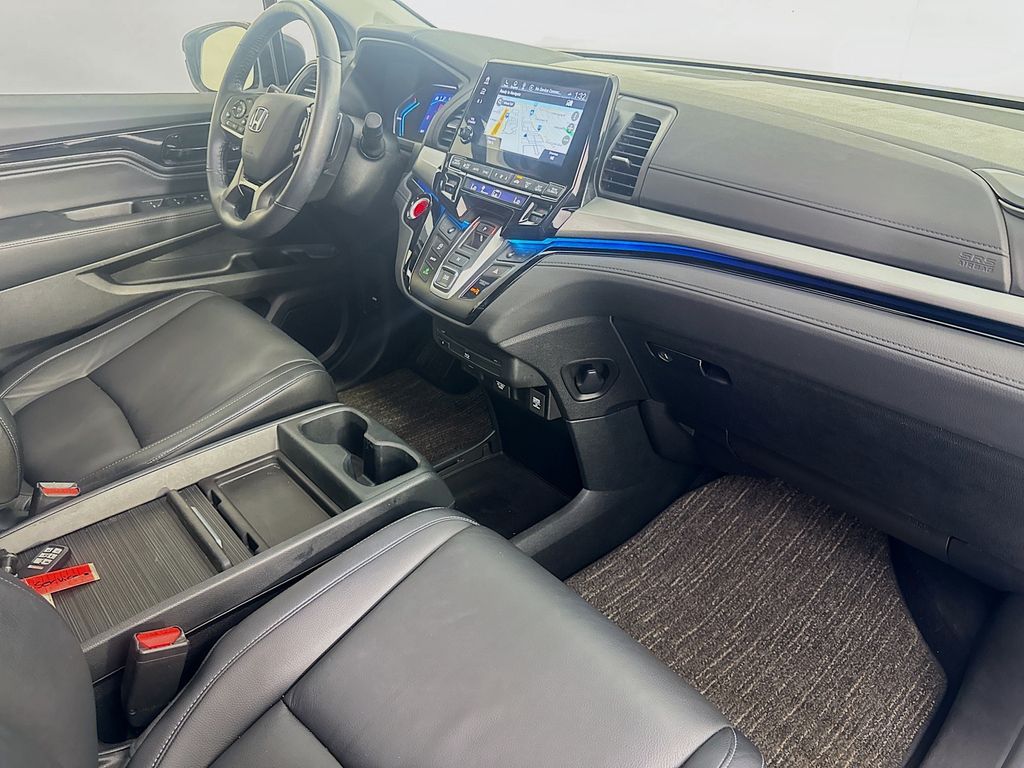 Used Car 2023 Honda Odyssey  Touring For Sale Under $35,000 In Austin, Texas