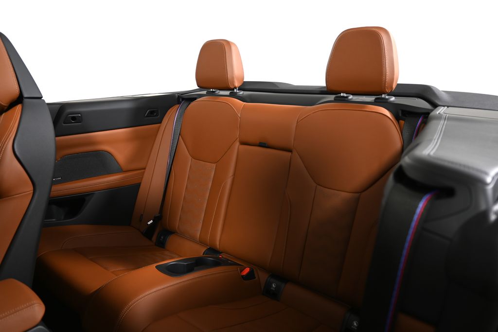 Thumbnail: 2025 BMW M4 - 4