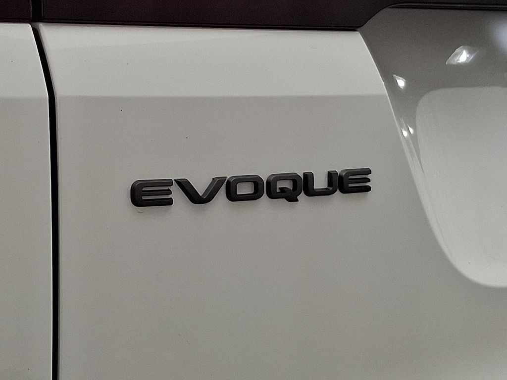 Thumbnail: 2026 Land Rover Range Rover Evoque - 22