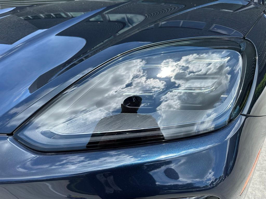 Thumbnail: 2025 Porsche  - 13