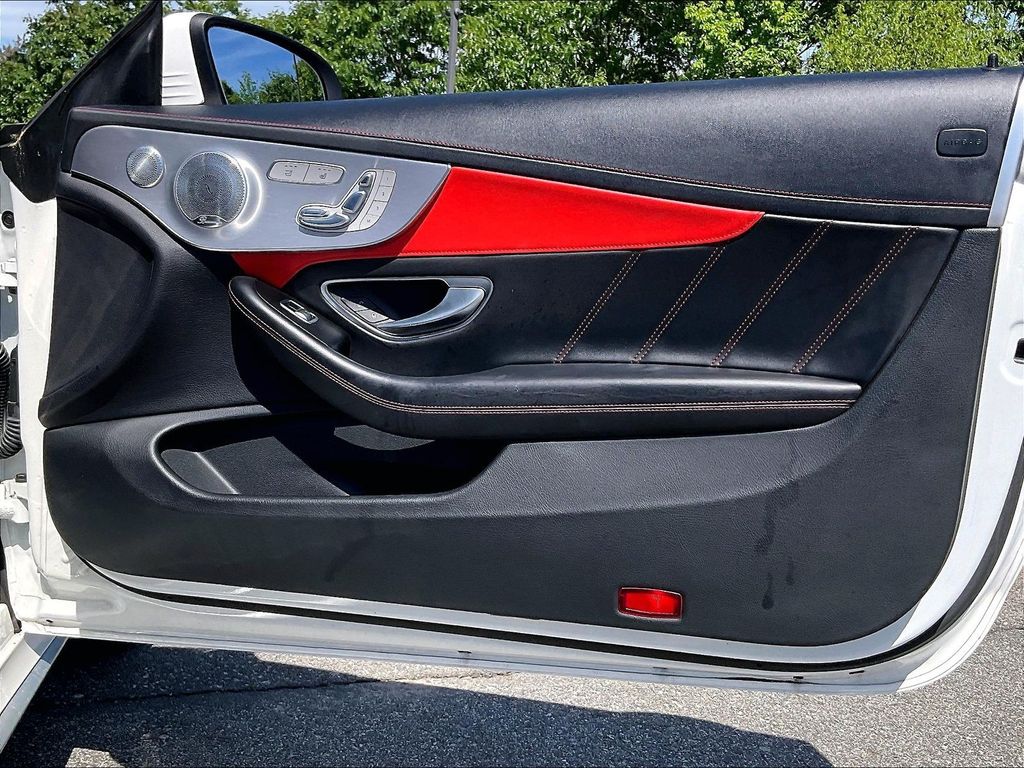 2018 Mercedes-Benz C-Class — photo 11