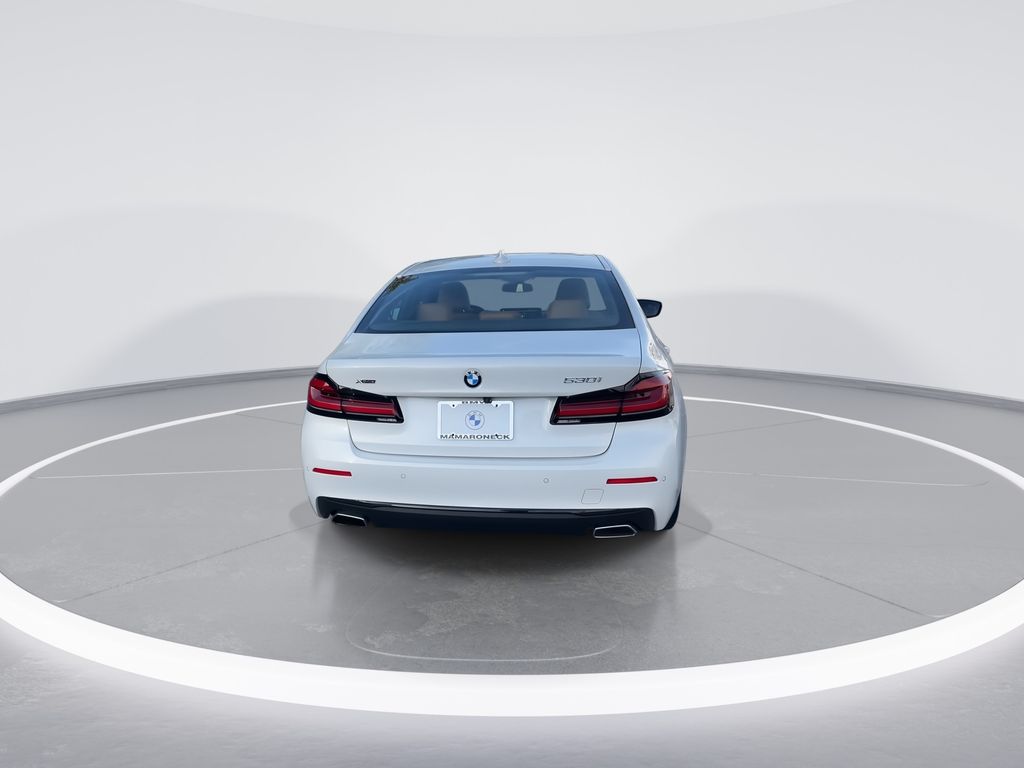 Thumbnail: 2022 BMW 5 Series - 7